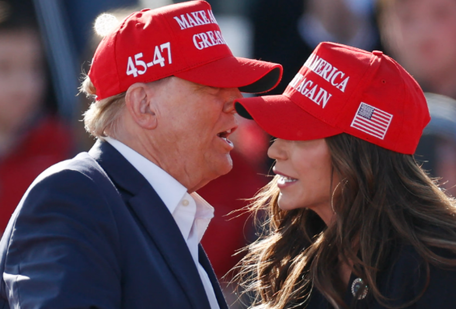 Pse Trump vazhdon t’i pushojë nga puna asistentet e tij femra?