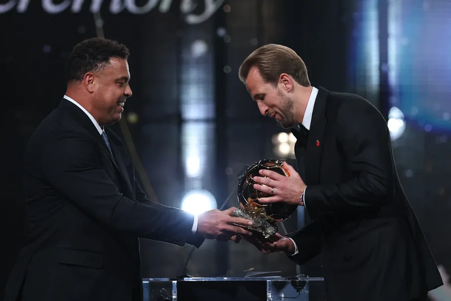 Prapaskenat e Topit të Artë 2026: shkëlqimi i Londrës dhe historia që shkroi Harry Kane