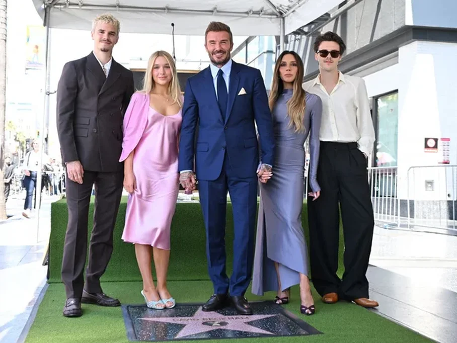 Victoria Beckham zbulon traditën e thjeshtë që mbledh familjen e saj çdo fundjavë