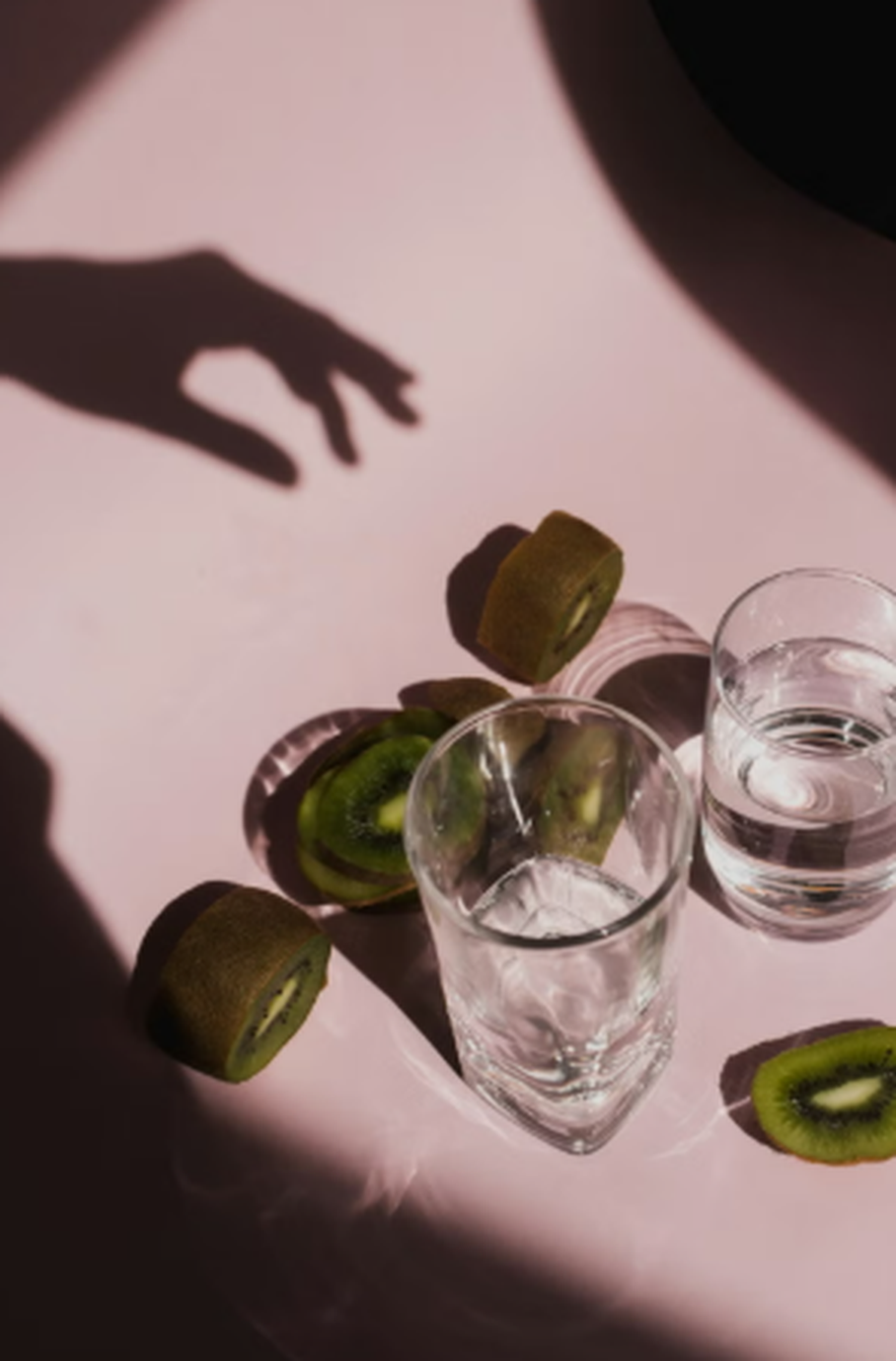 Ushqyerja gjatë menopauzës: çfarë duhet të ndryshojë në tryezë