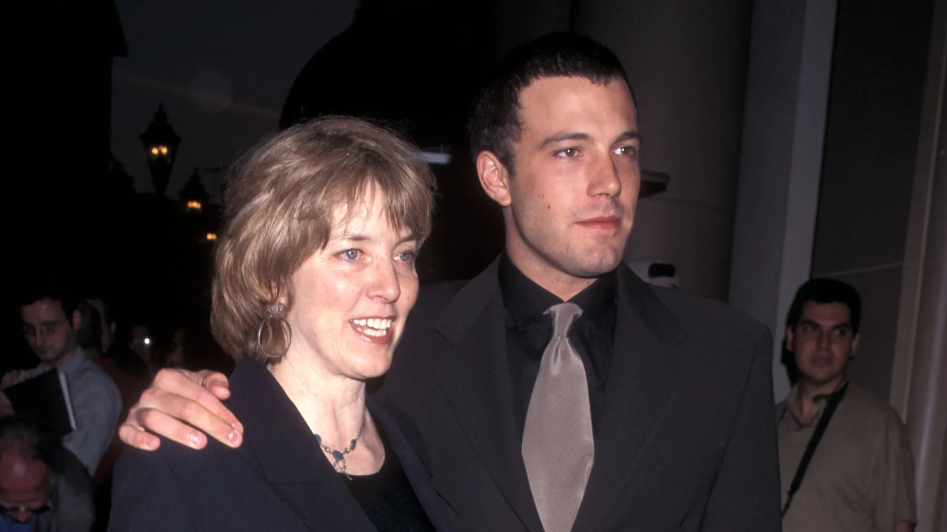Ben Affleck kujton prind&euml;rit q&euml; i humbi brenda dy muajsh: &ldquo;I