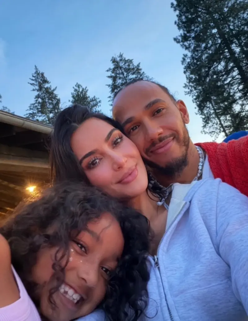 Lewis Hamilton flet p&euml;r f&euml;mij&euml;t e Kim Kardashian: &ldquo;M&euml;