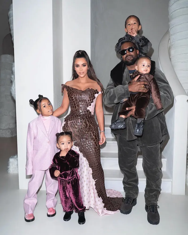 Kim Kardashian zbulon sa dado ka për katër fëmijët që
